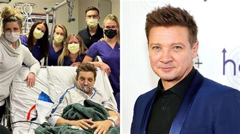 jeremy renner amputation|Jeremy Renner Accident: Actors Recovery After Snowplow。